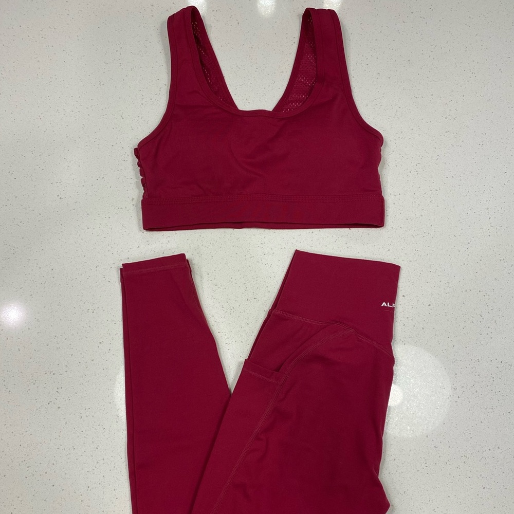 Alphalete Alphalux Set